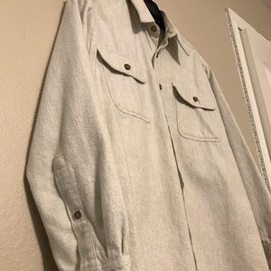 Men’s RedHead Beige Button Down Shirt- size S